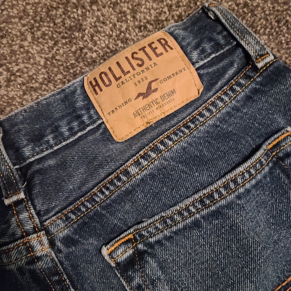 Hollister Jeans 29x32 GREAT CONDITION